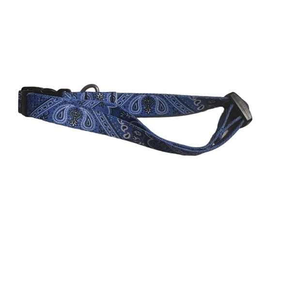 Blue Paisley Adjustable Dog Collar - Picture 2 of 3